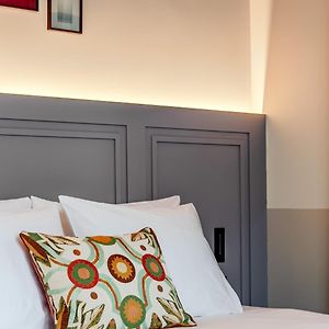 Kamer met een Queen Size Bed